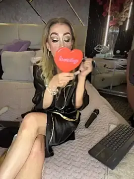 EvelinaGrey  live sex cam