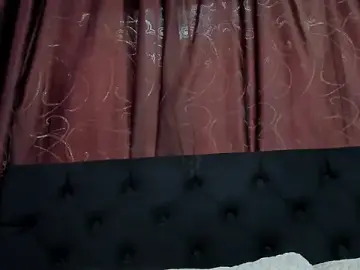 Kitty_Milk_nm  live sex cam