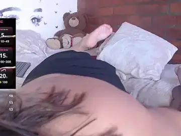 LIila28six  live sex cam
