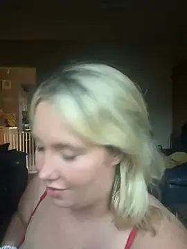 Mrsthicktorious8  live sex cam