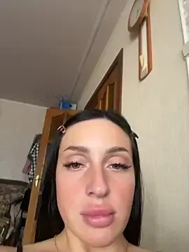 Soft_Pleasure  live sex cam