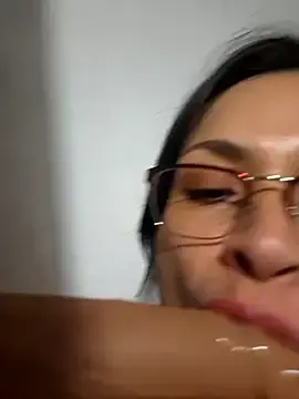 Astridcollinsvip  live sex cam