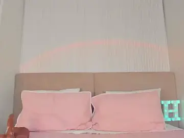 Helen_mooree  live sex cam