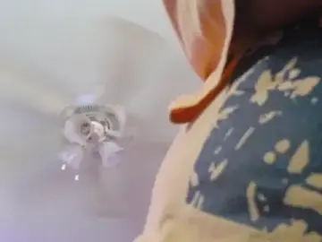 Nintendhoe  live sex cam