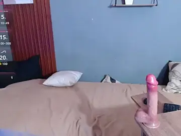Vixen-kitty  live sex cam