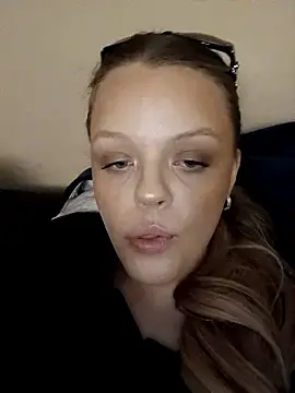AuroraMaexox  live sex cam