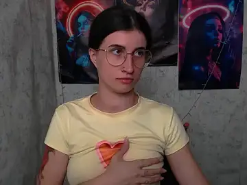 MaryEm976  live sex cam