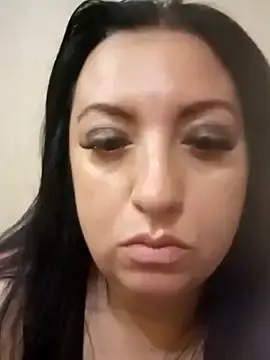 Veronica-Celie  live sex cam