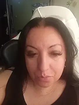 Veronica-Celie  live sex cam