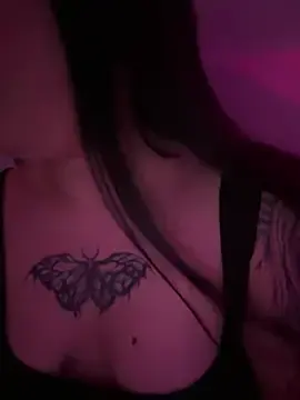 Carolinskaaaa  live sex cam