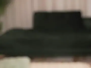 Misskairaa  live sex cam