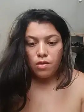 Yayiz09  live sex cam