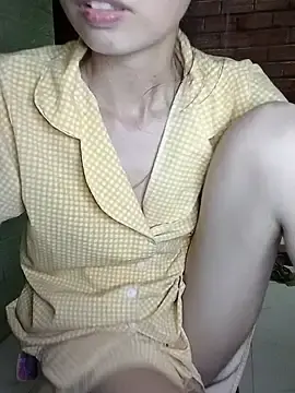 Chammy720  live sex cam