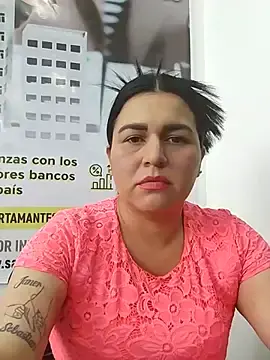 Maira-11  live sex cam