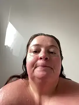 PlusSizeQueenXX  live sex cam