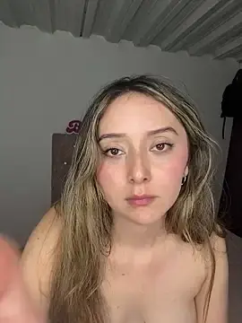 Sarisloves  live sex cam