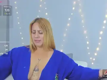 TaraCarson  live sex cam