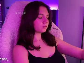 Kisankiss  live sex cam