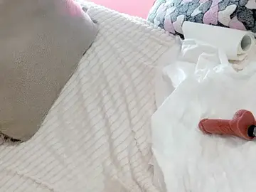 Nicolette69w  live sex cam