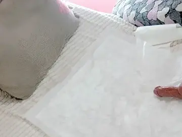 Nicolette69w  live sex cam