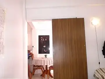 Yselahot  live sex cam