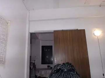 Yselahot  live sex cam