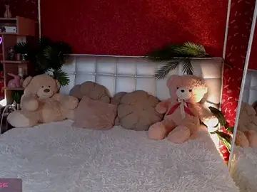 AuroraAksnesss  live sex cam