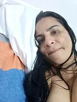 Karelys18  live sex cam
