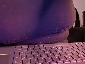 MaggaCass  live sex cam