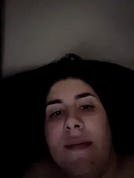 Honestlyfux  live sex cam