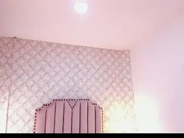 Katherine_glow  live sex cam