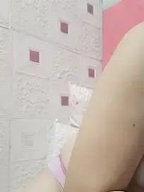 Urwildest_dreams  live sex cam