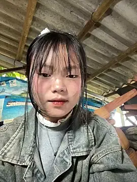 AdamLazis  live sex cam