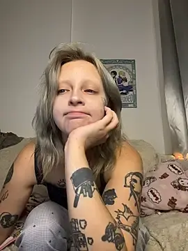 LazyNinjaXO  live sex cam