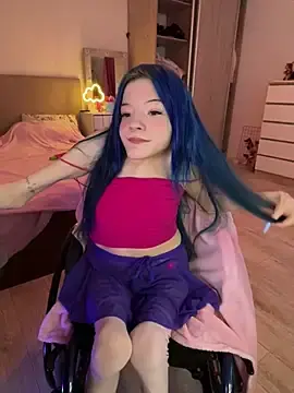 MiniSophiaa  live sex cam