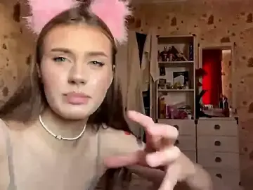PrincessSkowyra  live sex cam