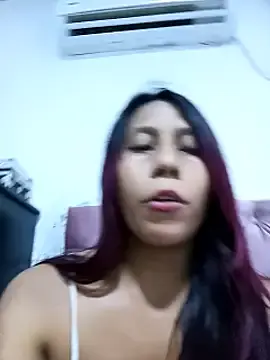 Lovelykad  live sex cam