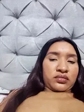 Lunanigth  live sex cam