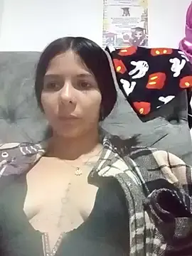 BigbuttBrooklyn_  live sex cam