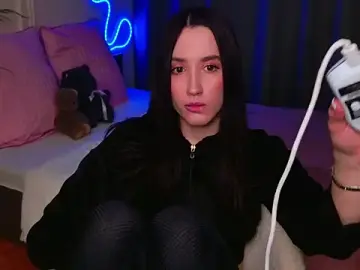 ChelseaFiness  live sex cam