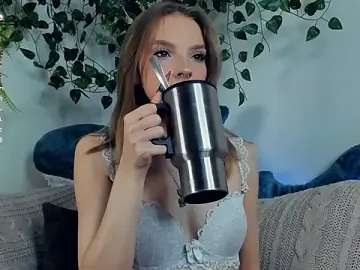 Golden_dawn  live sex cam