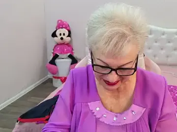 KayleSmoll  live sex cam