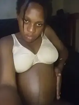 Modelaura  live sex cam