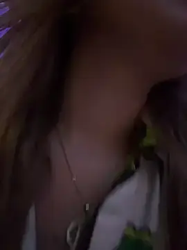 Rebe_  live sex cam