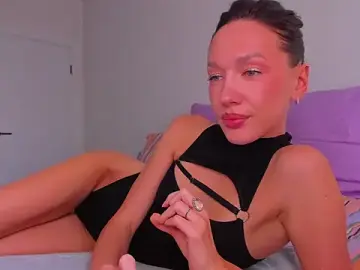 Bestfootfetish  live sex cam