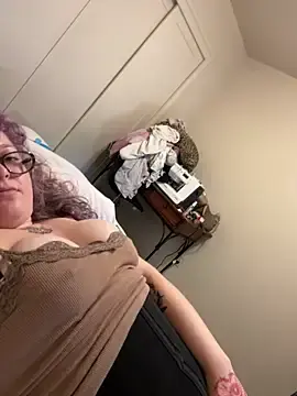 Lesbiana304  live sex cam