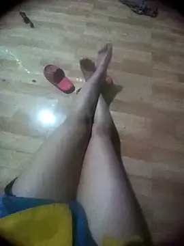 HongNguyenn  live sex cam