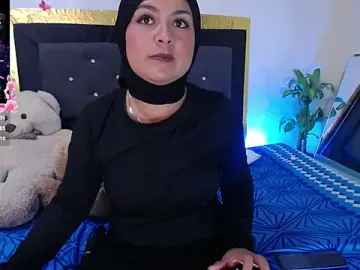 Alia_asad  live sex cam