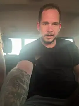 Demisexinicee  live sex cam
