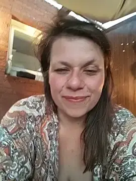Katigoeswild  live sex cam